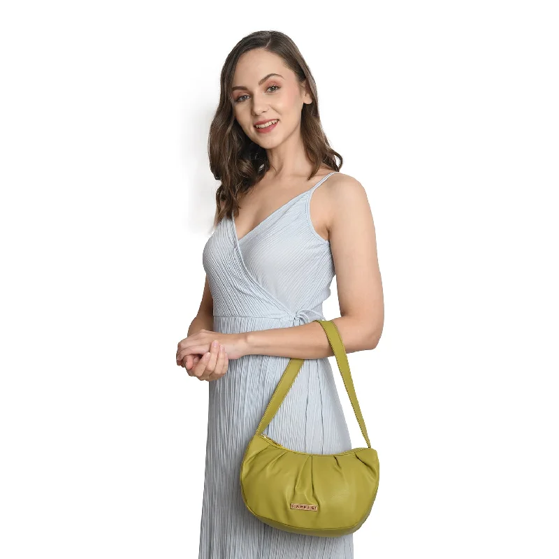 Caprese Erica Hobo Medium