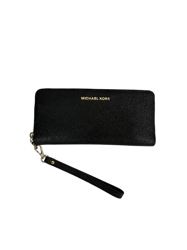 Wristlet Designer By Michael Kors, Size: Medium